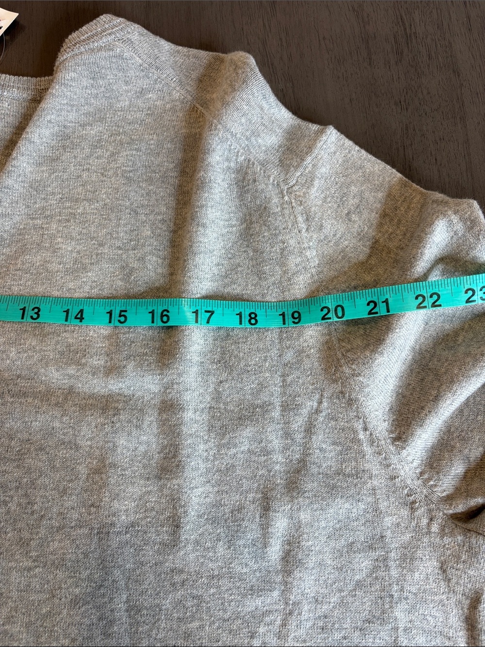 🩶GAP Men’s Lightweight V-Neck Sweater XXL NWT Light Gray Long Sleeve Classic 🩶 - Picture 7 of 9
